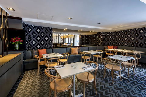 Oaks Perth Hotel - Tourism Bookings 35