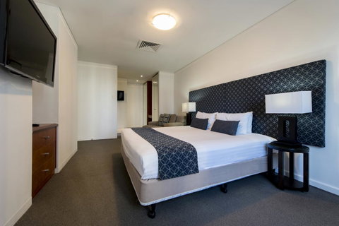 Mantra On Hay Perth - Tourism Bookings 14