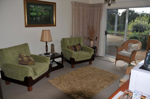 Glenelg On King Bed & Breakfast - Tourism Bookings 21