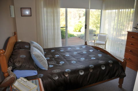 Glenelg On King Bed & Breakfast - Tourism Bookings 23