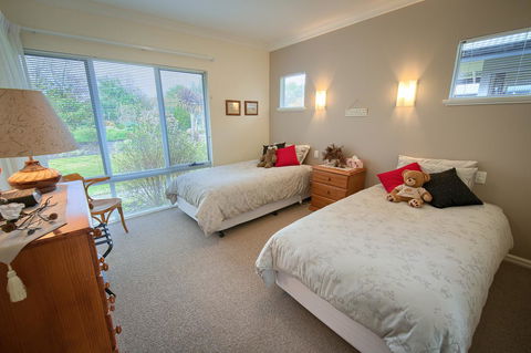 Glenelg On King Bed & Breakfast - Tourism Bookings 4