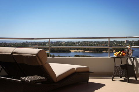 Residence On Langley Park - Accommodation Europe 19