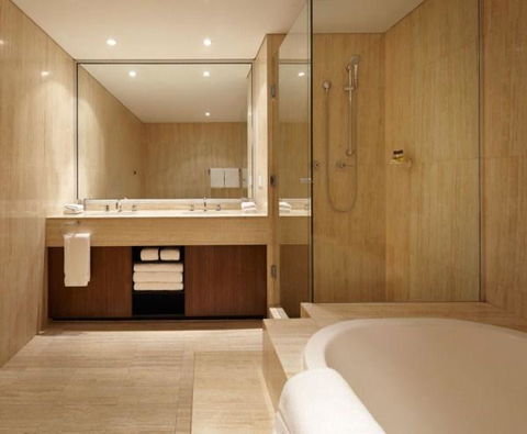 Residence On Langley Park - Accommodation Europe 2