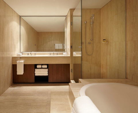 Residence On Langley Park - Accommodation Europe 13