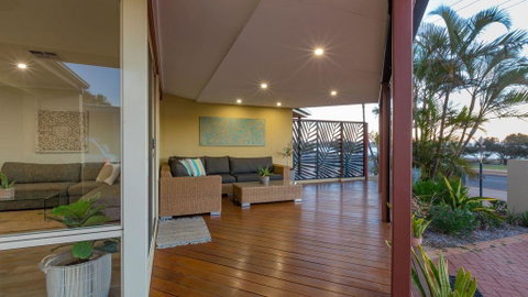 Starboard Views Kalbarri - River Front Apartment - Tourism Bookings 10