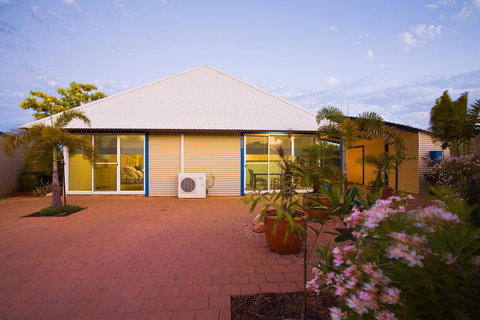 Osprey Holiday Village Unit 110 - Events Australia 21