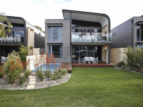 Aqua Resort Busselton - Tourism Bookings 13