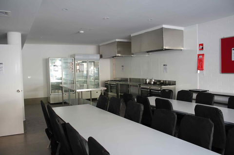 Quokka Backpackers Hostel Perth - Note - Valid Passport Required To Check In - Events Australia 30