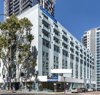 Comfort Inn  Suites Goodearth Perth - Tourism Bookings