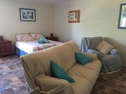 Surf Shack - Tourism Bookings 4