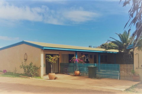 Surf Shack - Tourism Bookings 3