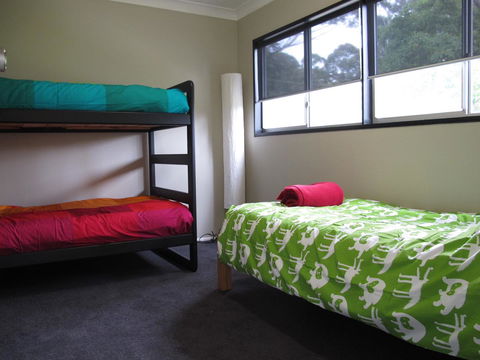 Pendeli Beach House - Events Australia 5