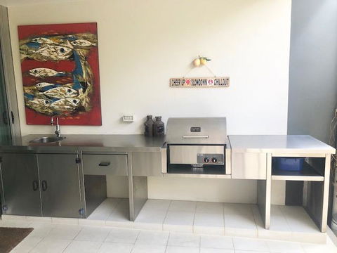 East On Byron - Accommodation Europe 42
