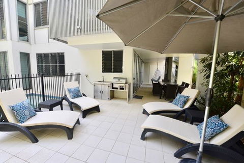 East On Byron - Accommodation Europe 16