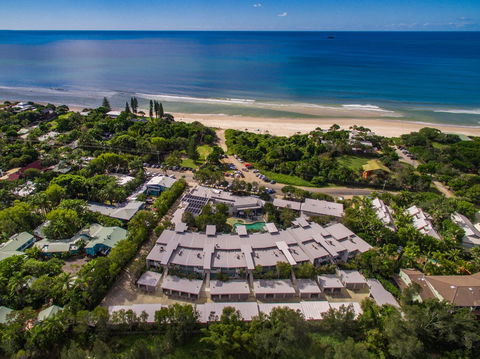 East On Byron - Accommodation Europe 5