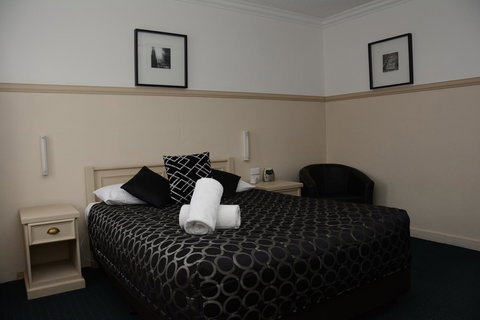 Ben Chifley Motor Inn - Accommodation Europe 19