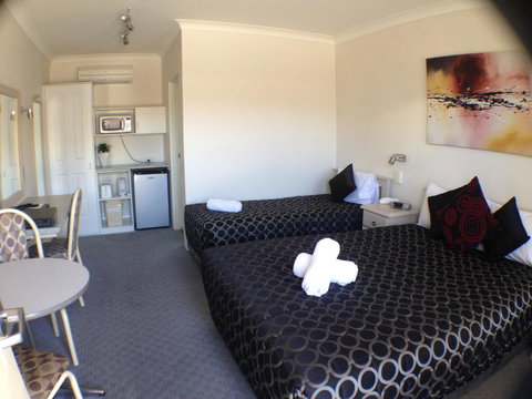 Ben Chifley Motor Inn - Accommodation Europe 29