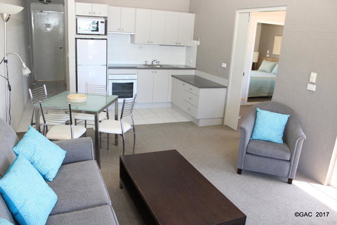 Mollymook Cove Apartments - Events Australia 22