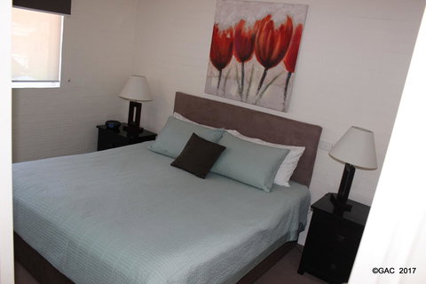 Mollymook Cove Apartments - Events Australia 25