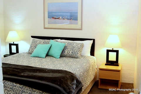 Mollymook Cove Apartments - Events Australia 31
