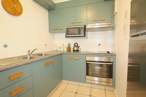 Cossies By The Sea - Accommodation Europe 10