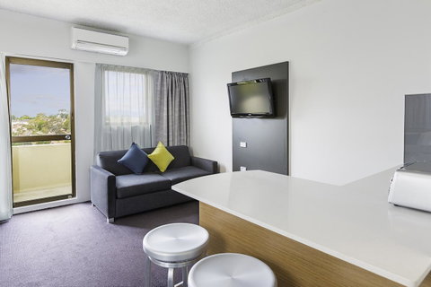 Metro Hotel Miranda - Tourism Bookings 8