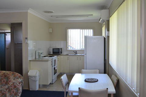 Sundial Holiday Units - Events Australia 39