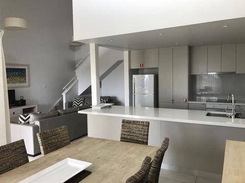 Mariner Bay Apartments - Events Australia 36