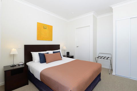 Macquarie Waters Boutique Apartment Hotel - Events Australia 12