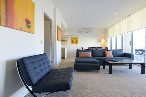 Macquarie Waters Boutique Apartment Hotel - Events Australia 11