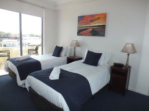 Pacific Marina Apartments - Tourism Bookings 42