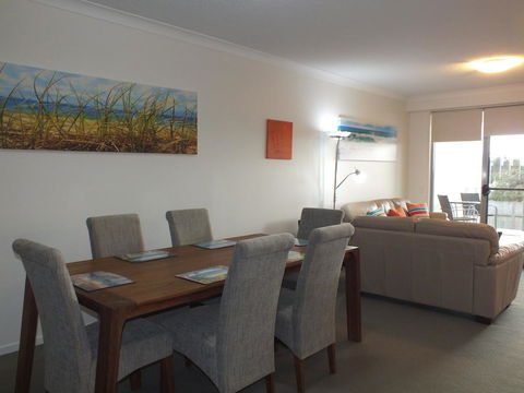 Pacific Marina Apartments - Tourism Bookings 22