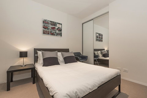 Lakefront 116 Kingston ACT - Accommodation Europe 11