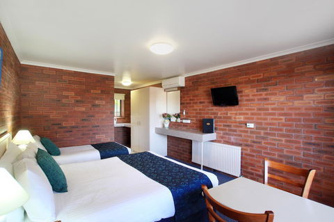 Pelican Motor Inn - Events Australia 43