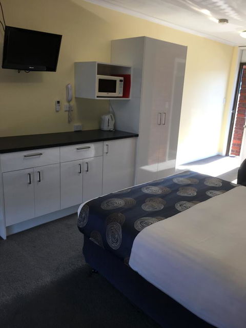 Pelican Motor Inn - Events Australia 1
