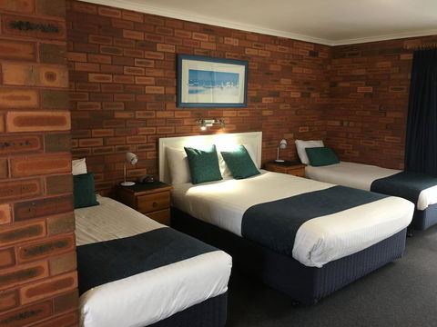Pelican Motor Inn - Events Australia 14