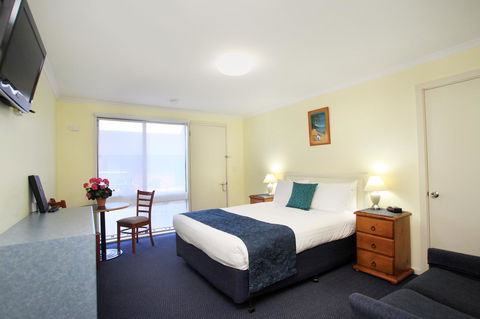 Pelican Motor Inn - Events Australia 42