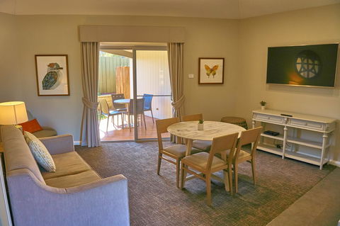 Hunter Oasis - Tourism Bookings 40