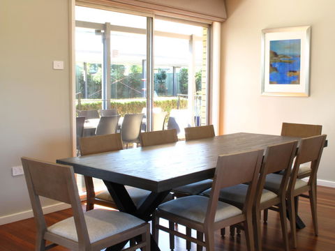 Hunter Oasis - Tourism Bookings 2