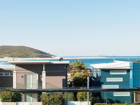 Blue View @ Fingal Bay - Tourism Bookings 16
