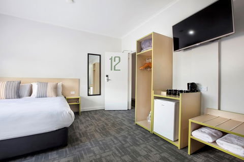 Nightcap At Caringbah Hotel - Events Australia 32