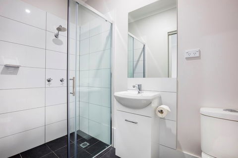 Nightcap At Caringbah Hotel - Events Australia 30