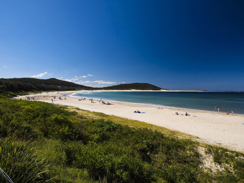 Oaks Nelson Bay Lure Suites - Tourism Bookings 4