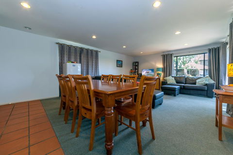 Condo 105 @ Horizons Golf Resort - Salamander Bay NSW - Tourism Bookings 18