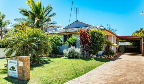 Sunbaker Pet Friendly Awards Finalist 4 Mins Walk To Culburra Beach - Events Australia 32