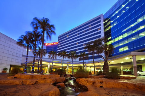 Stamford Plaza Sydney Airport Hotel & Conference Centre - Tourism Bookings 0