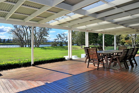 Terara Riverside Retreat - Events Australia 1