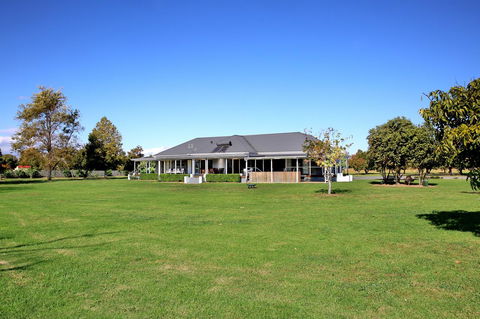 Terara Riverside Retreat - Events Australia 5