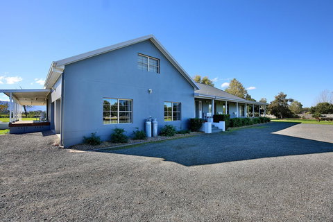 Terara Riverside Retreat - Events Australia 42