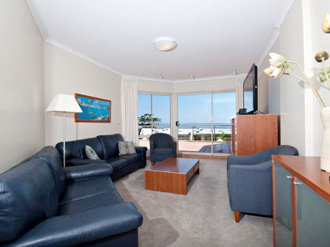 Messines Street, Breakwater Apartment, 104 - Events Australia 1